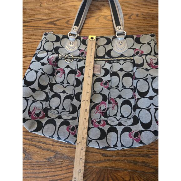 Coach Poppy Signature Hearts Gray Black Canvas Large Tote Bag/ Shoulder Bag - Picture 11 of 12
